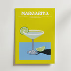 Bozetto Margarita Cocktail Poster är tryckt på premiumpapper och visar ett saltkantat glas med limefrukter på en gul och blå bakgrund. Margarita receptet finns högst upp på denna livfulla väggkonst.