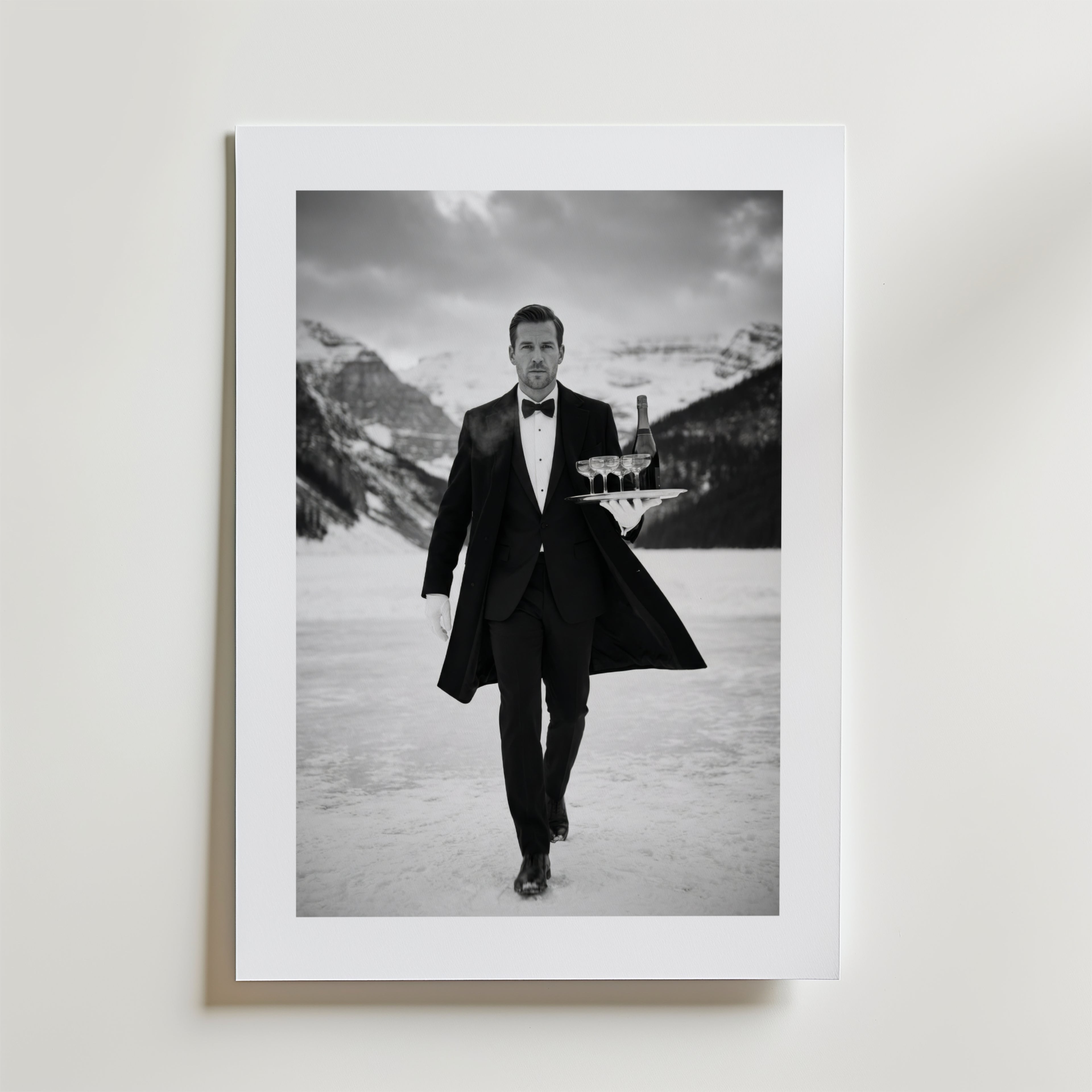 Alpine Service Elegance Poster affisch – poster till väggdekoration – köp online hos Bozetto