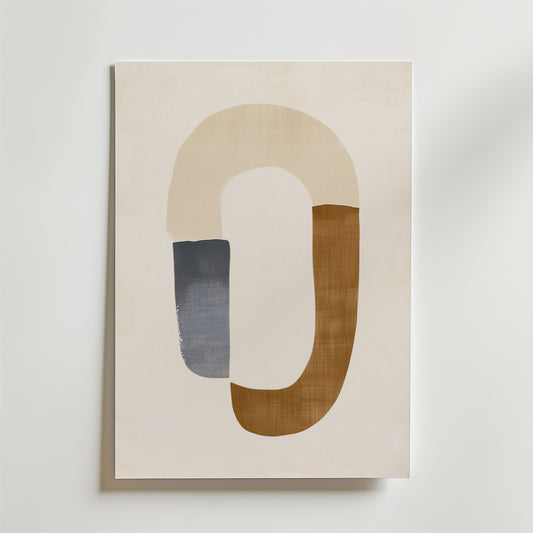 Bozetto Abstract Shape Flow Poster har en off-white bakgrund med två överlappande böjda former - blågrå och ljusbrun - som bildar en öppen oval på premiumpapper med matt yta för en sofistikerad touch.