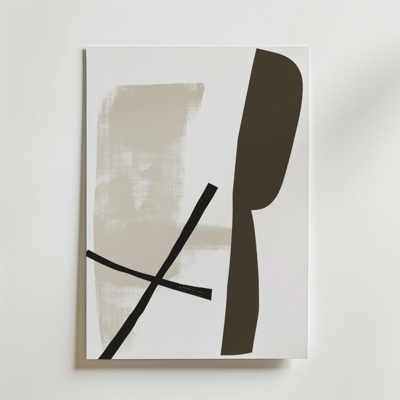 Abstract Balance Poster från Bozetto har djärva bruna och svarta former på premiumpapper med en lyxig matt finish, som framhävs av en stor böjd form och korsande linjer för modern elegans.