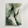 Bozetto Abstract Reflection Poster visar en kvinnas sidoprofil med slutna ögon, återgiven i mjuka, flödande former och dämpade grön-beige toner för en lugn, kontemplativ känsla och en högkvalitativ finish.