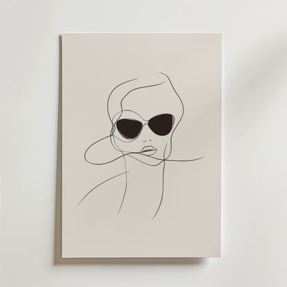 Bozetto Chic Vibes Line Art Poster har en minimalistisk linjeteckning av en person med överdimensionerade solglasögon och böljande hår, vilket skapar en lugn och elegant look - perfekt för att ge en chic touch till ditt rum med sin ljusa bakgrund.