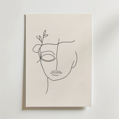Kahlo Lines Poster by Bozetto har en minimalistisk linjeteckning av ett mänskligt ansikte med slutna ögon och ett löv nära tinningen, tryckt på premiumpapper med en lyxig matt finish och mot en ljus bakgrund.