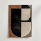 Postern Abstract Brown Shapes No.2 Poster by Bozetto har geometriska former i svart, beige och grått på en neutral bakgrund, tryckt på premiumpapper med en matt finish för en modern touch.