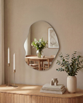 Ljusviken - Asymmetrisk spegel 50×70 cm – stilren designspegel för hall, badrum eller sovrum hos Bozetto