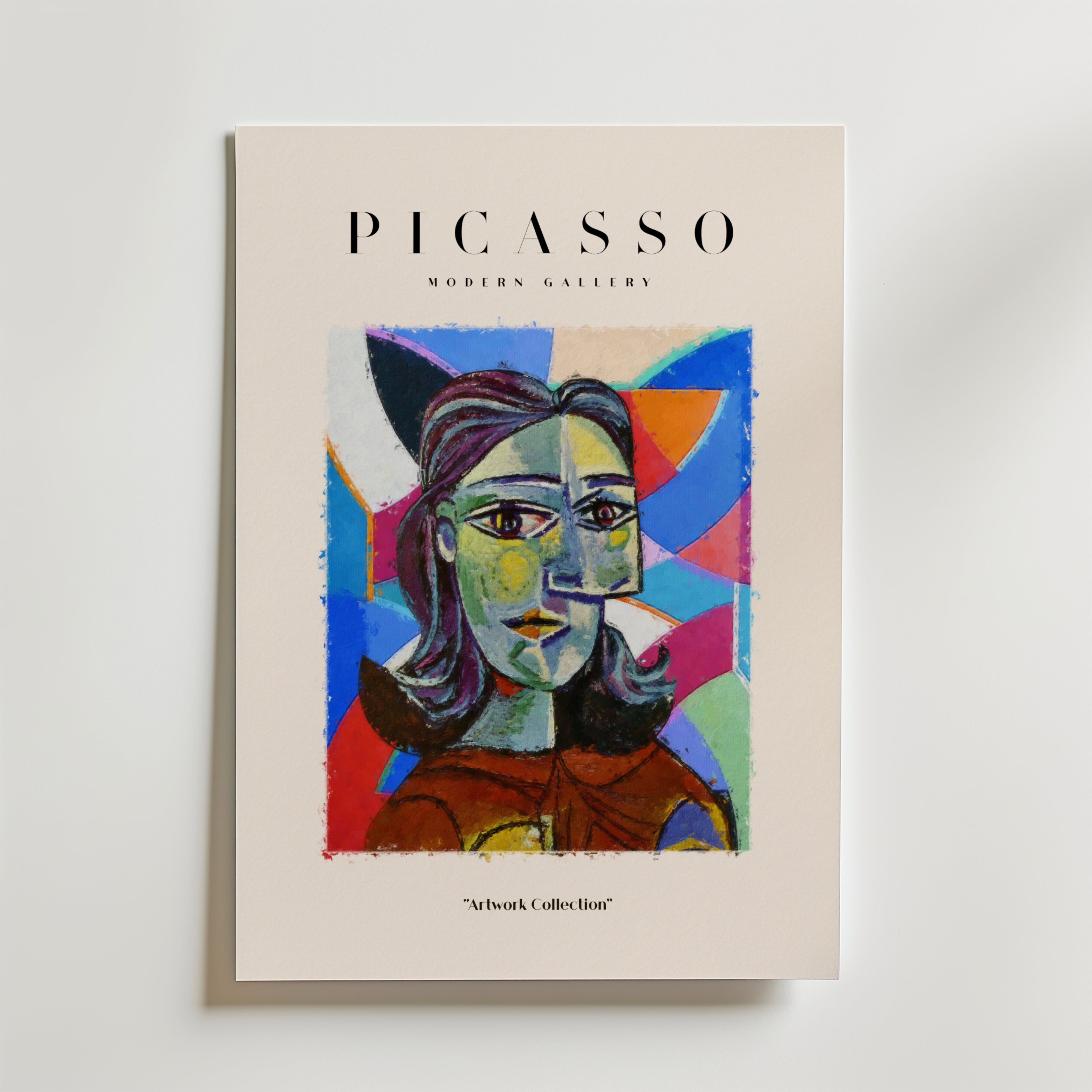 Bozetto "Picasso Cubist Expression Female Poster" föreställer ett abstrakt, geometriskt porträtt i starka färger inspirerat av Picassos stil, med titeln "Artwork Collection" och "PICASSO MODERN GALLERY" längst upp.
