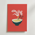 Steamy Ramen Bowl Poster by Bozetto har minimalistisk konst av nudlar som lyfts med ätpinnar över en ångande ramen bowl på en djärv röd bakgrund - en perfekt ramen tavla för att ge värme och stil till ditt rum.