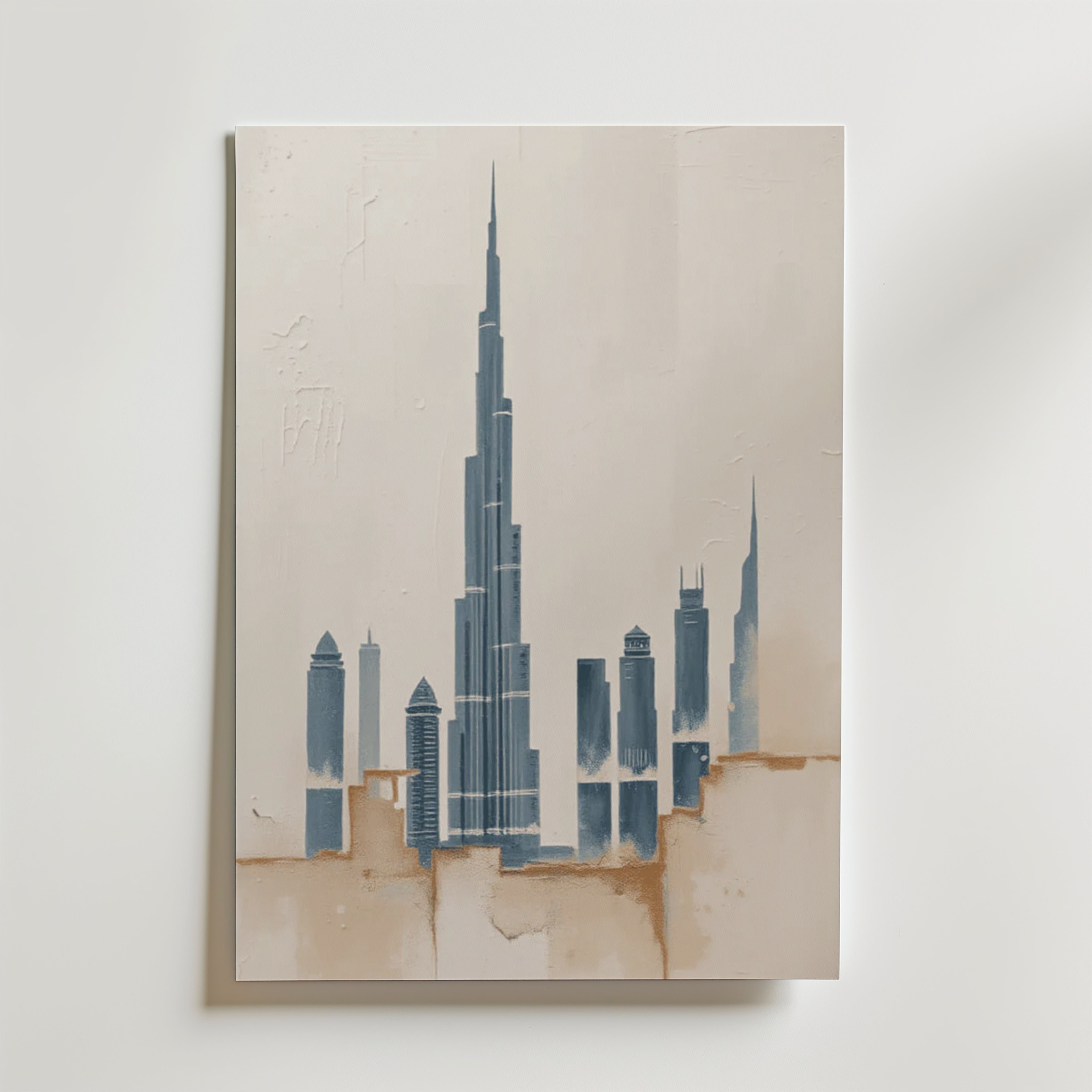 Bozetto Dubai City Poster visar en minimalistisk skyline med moderna skyskrapor i blått och beige på en strukturerad matt yta med geometriska, abstrakta designelement för en lugn och modern look.