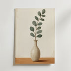 Bozetto Ceramic Crackle Vase Poster visar en minimalistisk lövgren i en enkel vas med en lyxigt matt yta, placerad på trä mot en ljus bakgrund.