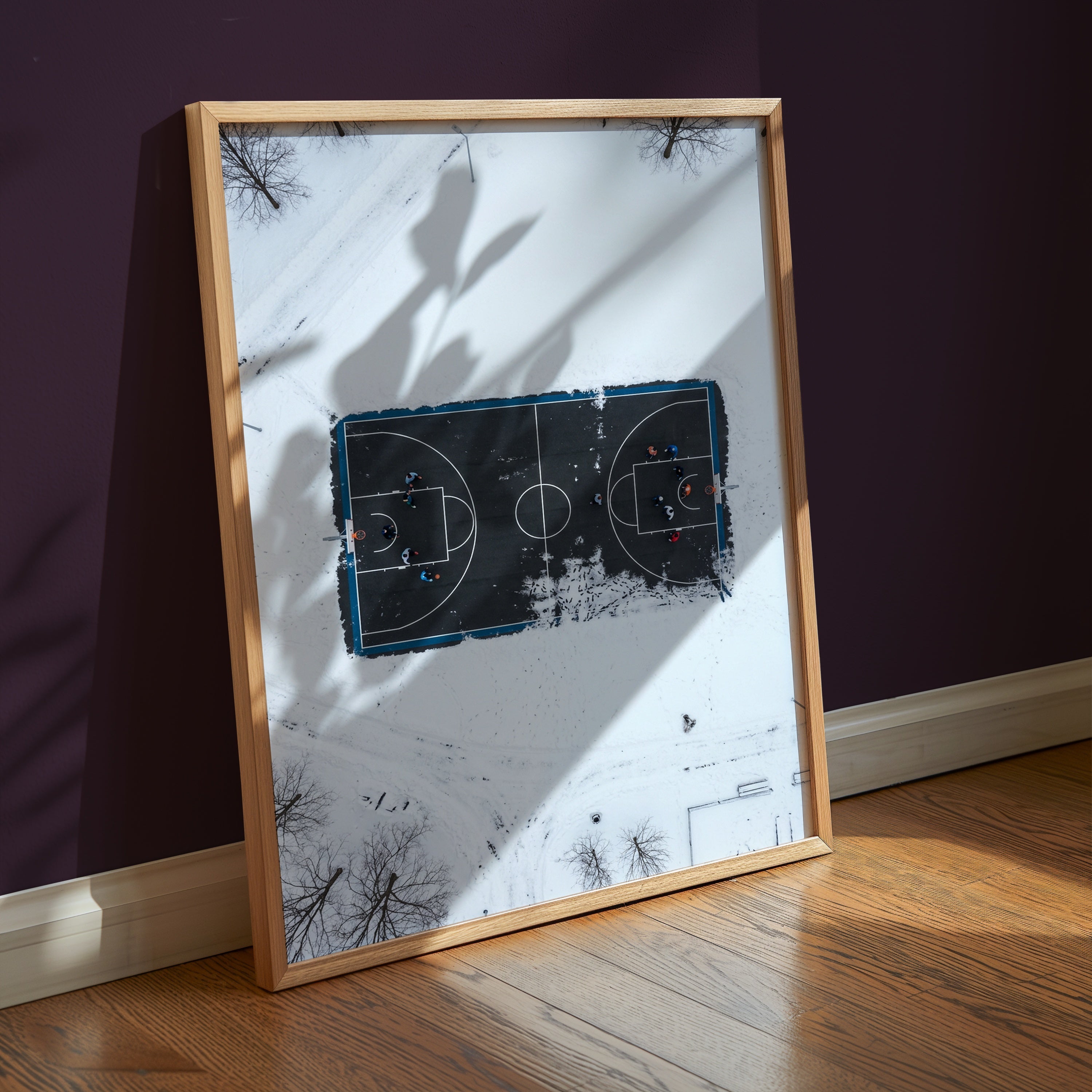 Winter Court Poster i rumskomposition med ekram