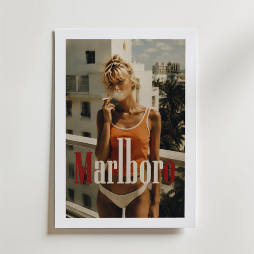 Cherry Smoke Poster – med passepartout