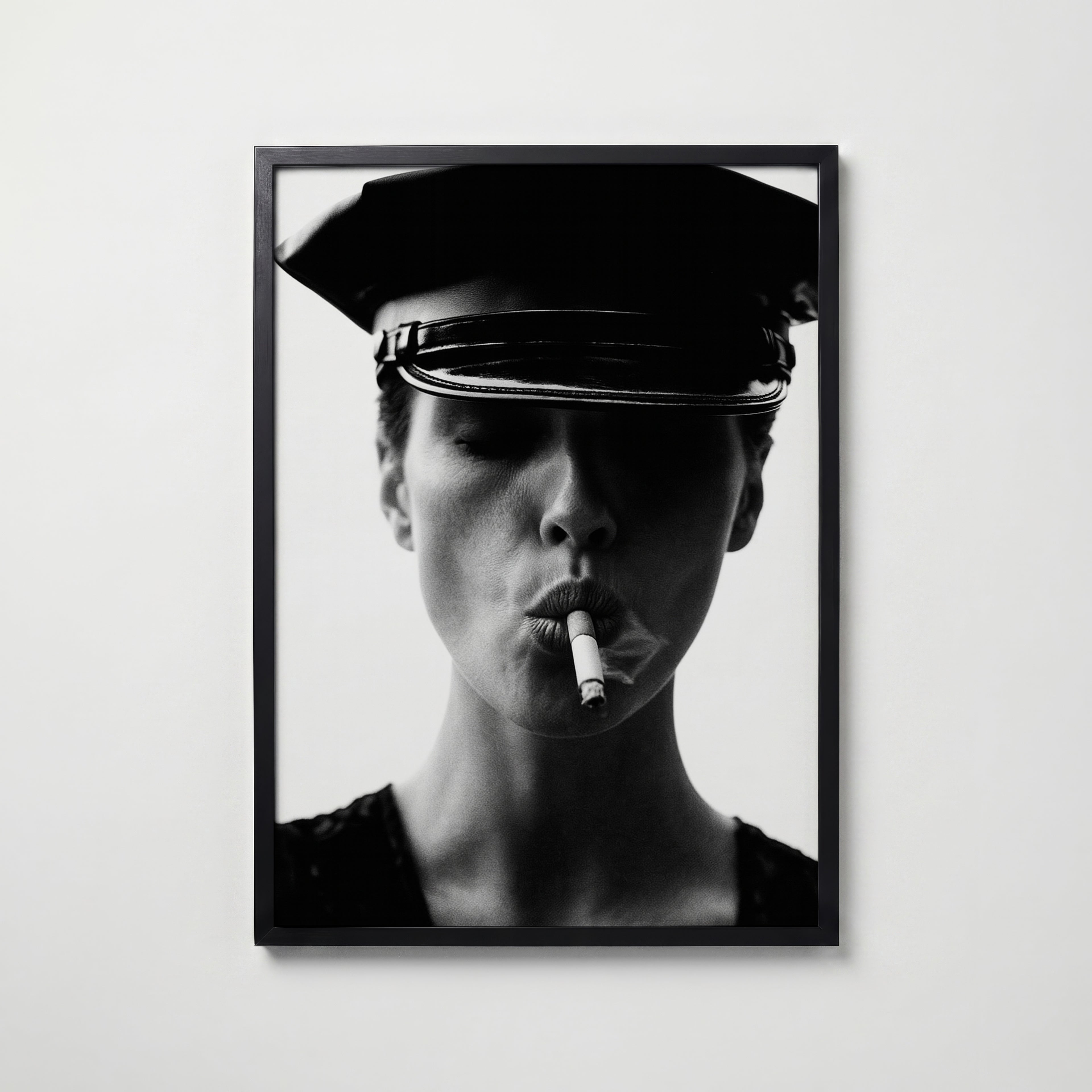 Noir Smoke Poster – svart ram