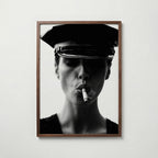 Noir Smoke Poster – valnötsram