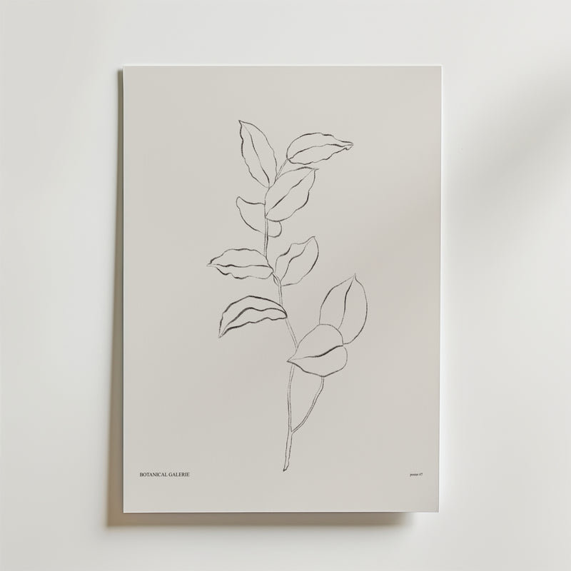 Breath Of Green Poster by Bozetto har en minimalistisk linjeteckning av en bladväxt på en vit canvas som för tankarna till naturens renhet, med "BOTANICAL GALLERY" tryckt i liten text i det nedre vänstra hörnet.