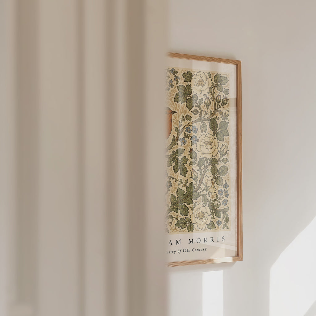 Plakat „Rotkehlchen zwischen Rosen“ von William Morris